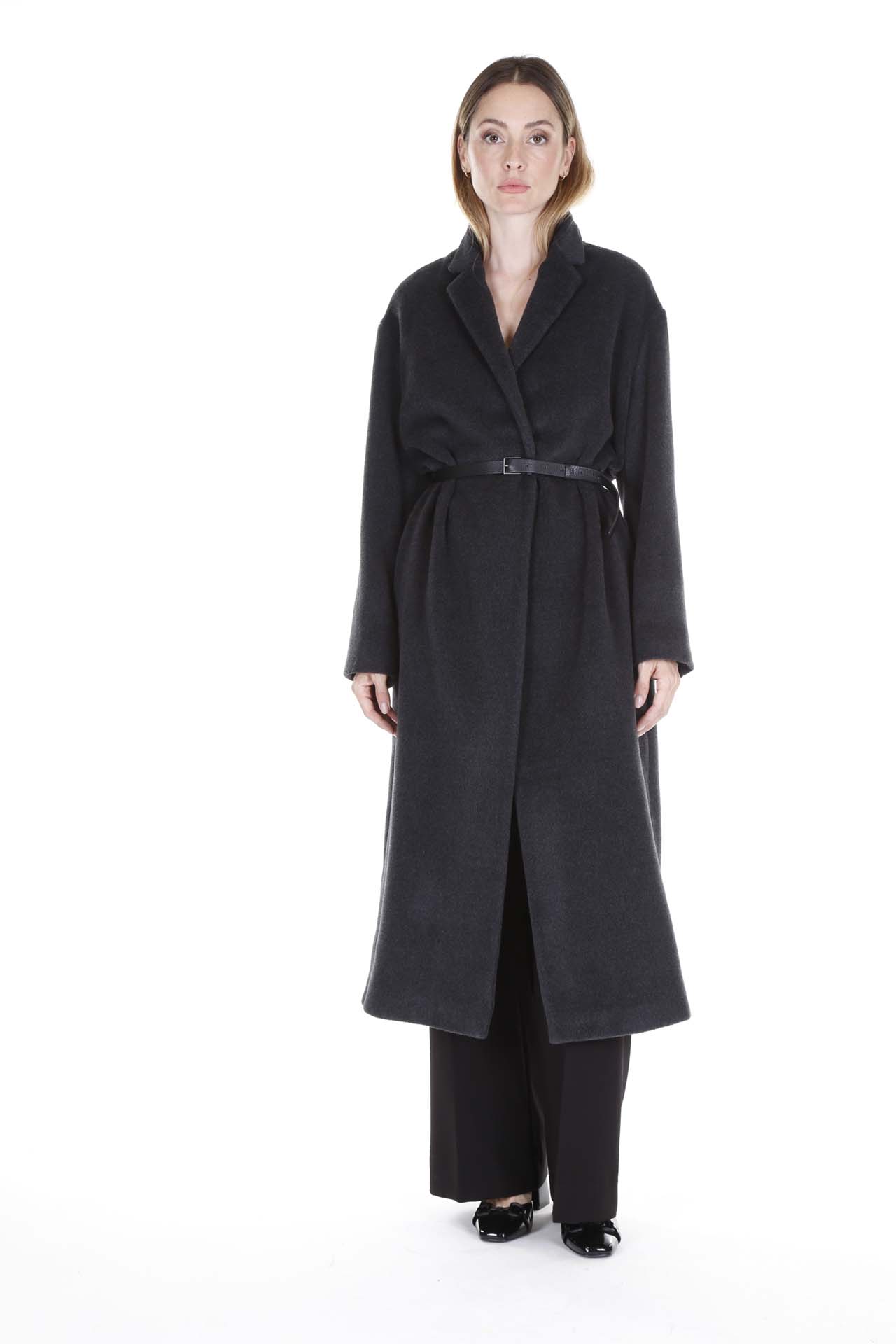 Fabiana Filippi, Cappotto